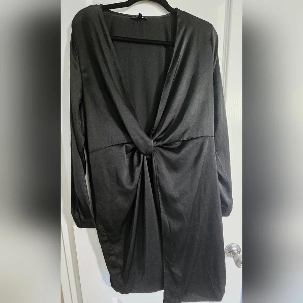 Fashion nova black satin twist‎ long sleeve mini dress 2XL